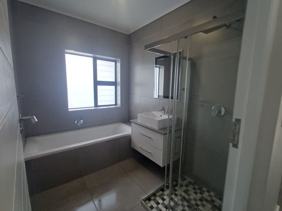 To Let 3 Bedroom Property for Rent in Dana Bay Western Cape